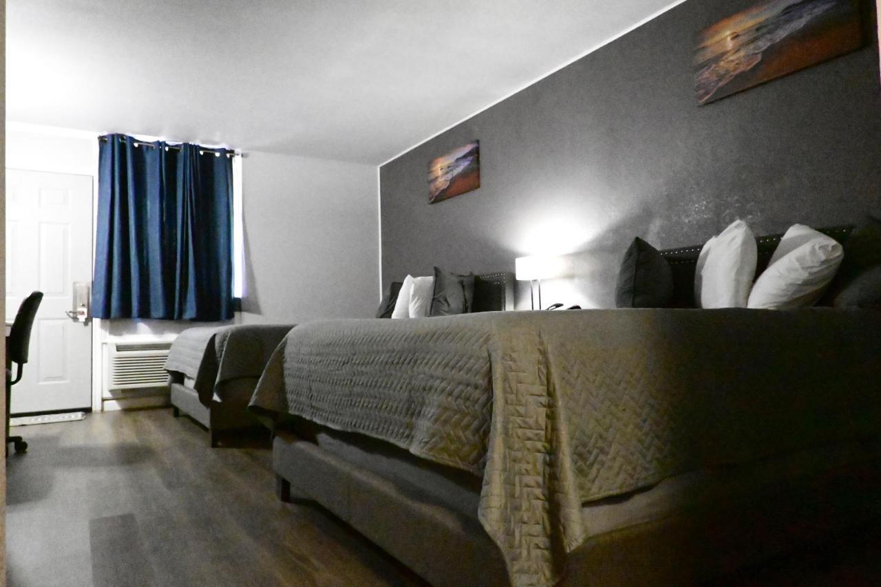 R Nite Star Inn And Suites -Home Of The Cowboys & Rangers 알링턴 외부 사진