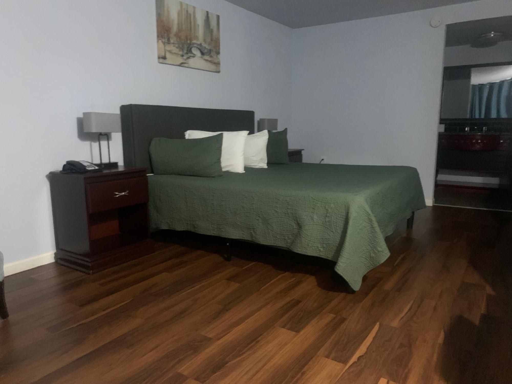R Nite Star Inn And Suites -Home Of The Cowboys & Rangers 알링턴 외부 사진